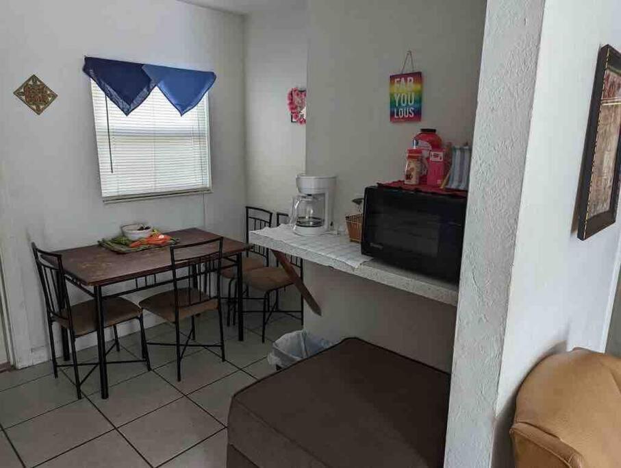 סיינט פיט ביץ' Private One-Bedroom 13-Directly Across From Beach מראה חיצוני תמונה